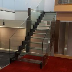 پله خاص و سفارشی